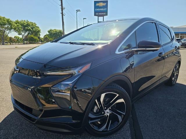 2023 Chevrolet Bolt EV 5dr Wgn 2LT in Mosaic Black Metallic — front three-quarter view