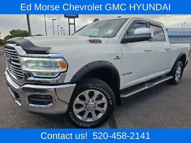 2020 RAM 2500 Laramie 4x4 Crew Cab 6'4" Box in Pearl White — front three-quarter view